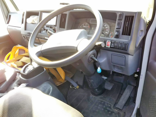 いすゞエルフ平ボディ小型（2t・3t）[写真25]