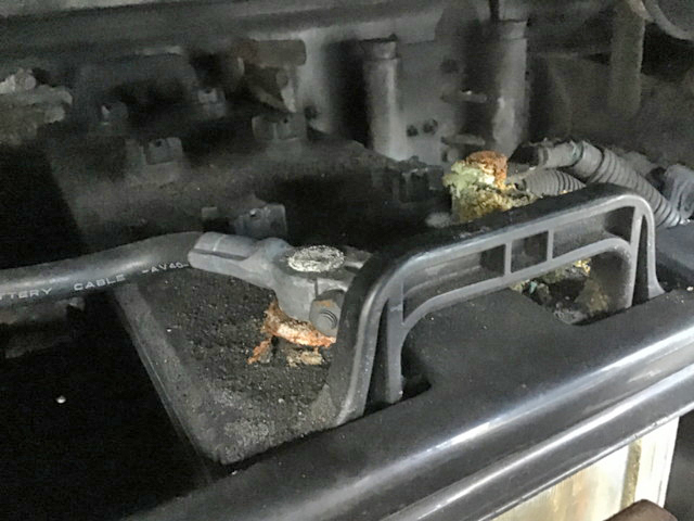 いすゞギガアルミウイング大型（10t）[写真15]