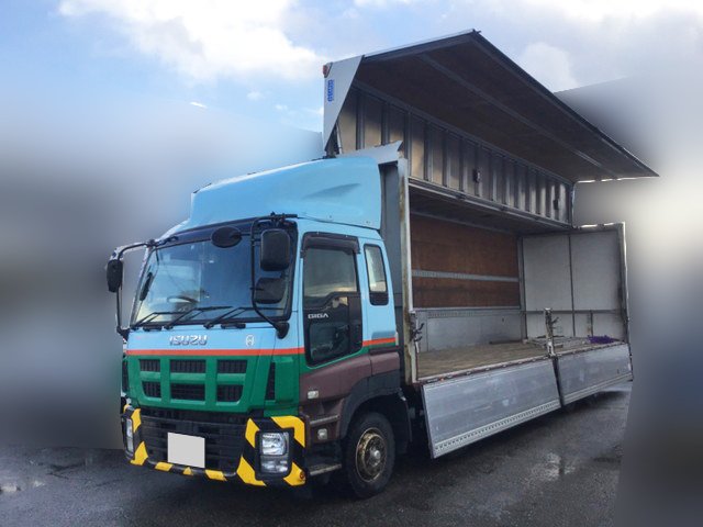 いすゞギガアルミウイング大型（10t）[写真02]