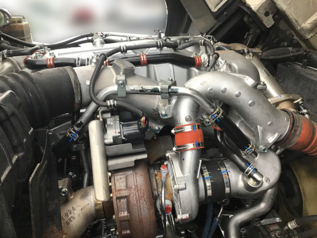 いすゞギガアルミウイング大型（10t）[写真23]