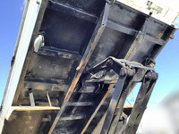 三菱ふそうスーパーグレートダンプ大型（10t）[写真10]