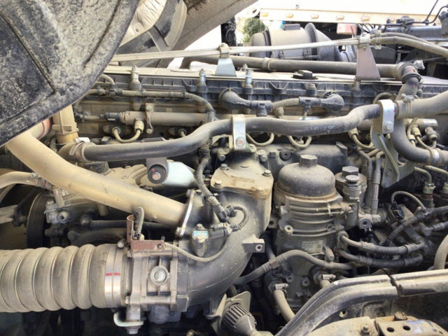 三菱ふそうスーパーグレートダンプ大型（10t）[写真23]