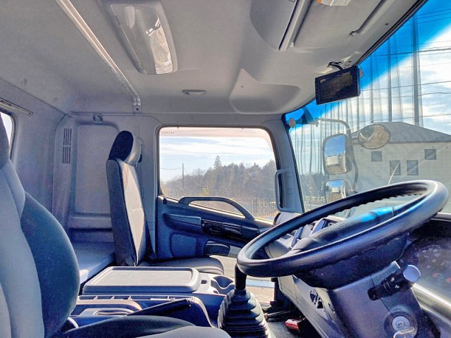 日野レンジャーアルミブロック中型（4t）[写真11]