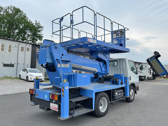 三菱ふそうキャンター高所作業車小型（2t・3t）[写真02]