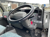 三菱ふそうキャンター高所作業車小型（2t・3t）[写真29]