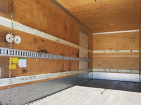 いすゞエルフアルミバン小型（2t・3t）[写真12]