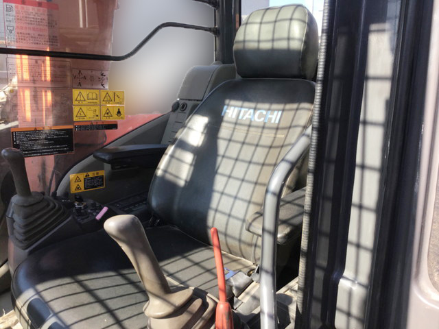 日立ユンボ（バックホー）[写真16]