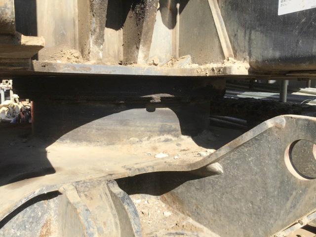 日立ユンボ（バックホー）[写真23]