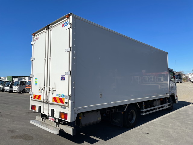 UDトラックスコンドル冷凍車（冷蔵車）中型（4t）[写真02]