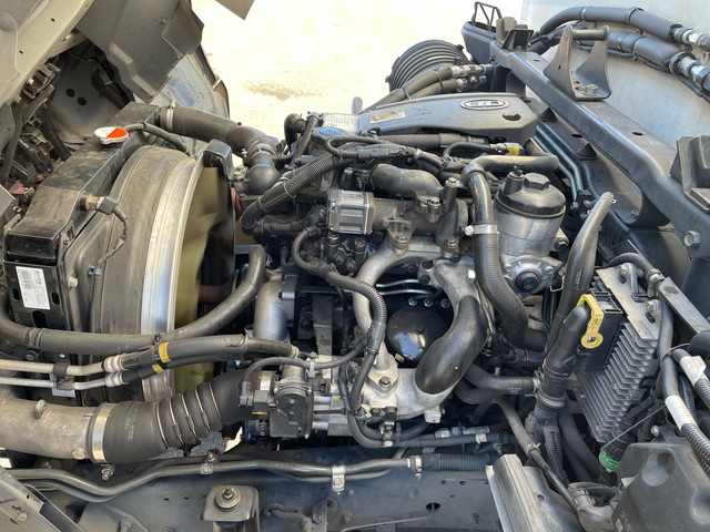 UDトラックスコンドル冷凍車（冷蔵車）中型（4t）[写真24]