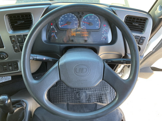 UDトラックスコンドル冷凍車（冷蔵車）中型（4t）[写真37]