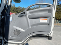 いすゞフォワードアルミバン中型（4t）[写真27]