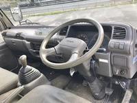 いすゞエルフユニック6段小型（2t・3t）[写真35]