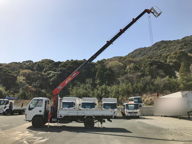 いすゞエルフユニック6段小型（2t・3t）[写真06]