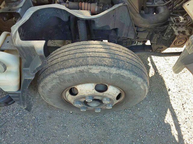 三菱ふそうキャンターアルミブロック小型（2t・3t）[写真14]