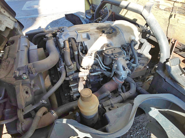 三菱ふそうキャンターアルミブロック小型（2t・3t）[写真20]