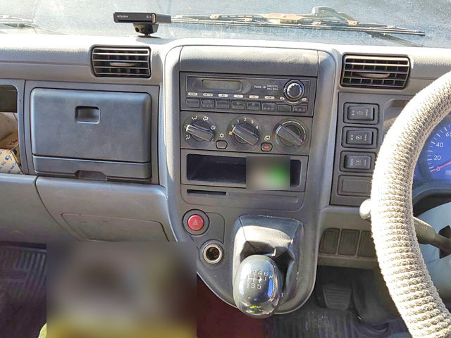 三菱ふそうキャンターアルミブロック小型（2t・3t）[写真34]