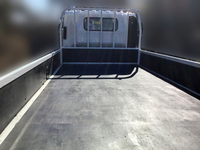いすゞエルフ平ボディ小型（2t・3t）[写真06]