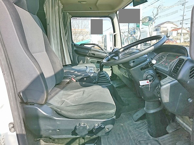 日野レンジャーアルミウイング中型（4t）[写真11]