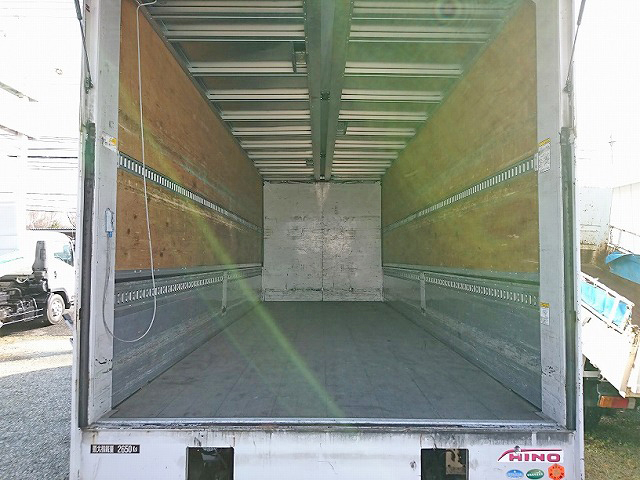 日野レンジャーアルミウイング中型（4t）[写真07]