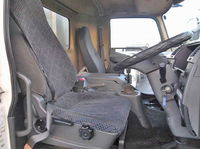 三菱ふそうファイター冷蔵冷凍ウイング中型（4t）[写真19]