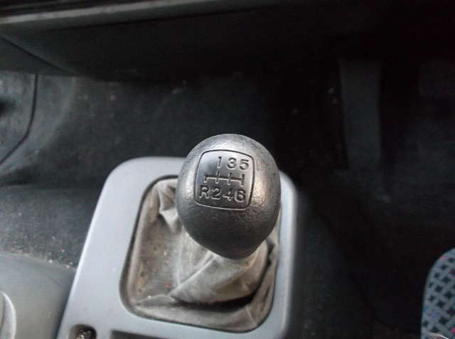 三菱ふそうファイター冷蔵冷凍ウイング中型（4t）[写真22]