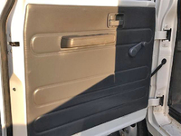 いすゞエルフダブルキャブ（Wキャブ）小型（2t・3t）[写真27]