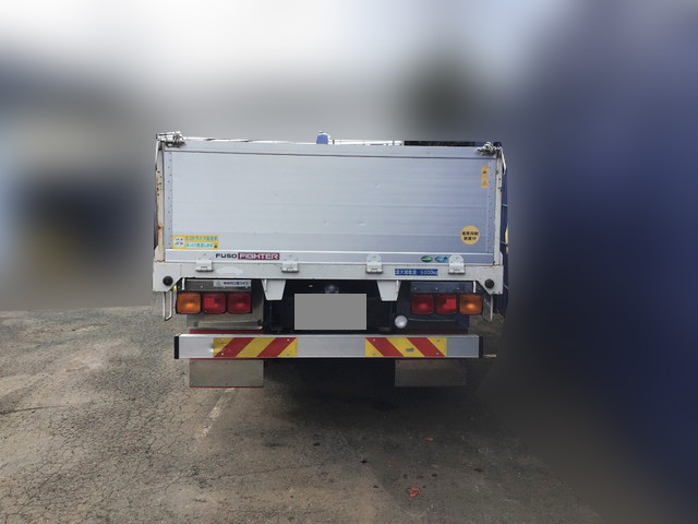三菱ふそうファイターユニック4段増トン（6t・8t）[写真06]