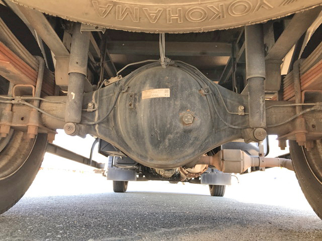 三菱ふそうキャンターアルミバン小型（2t・3t）[写真21]