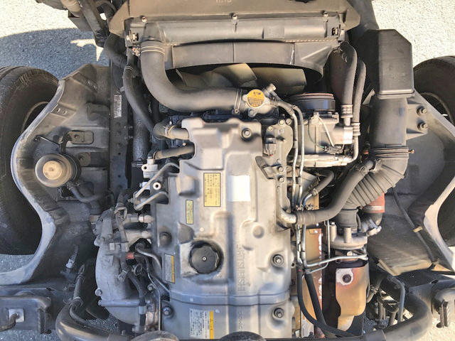 三菱ふそうキャンターアルミバン小型（2t・3t）[写真24]