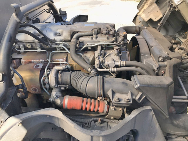 三菱ふそうキャンターアルミバン小型（2t・3t）[写真25]