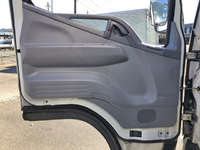 三菱ふそうキャンターアルミバン小型（2t・3t）[写真29]