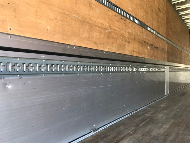 日野プロフィアアルミウイング大型（10t）[写真10]