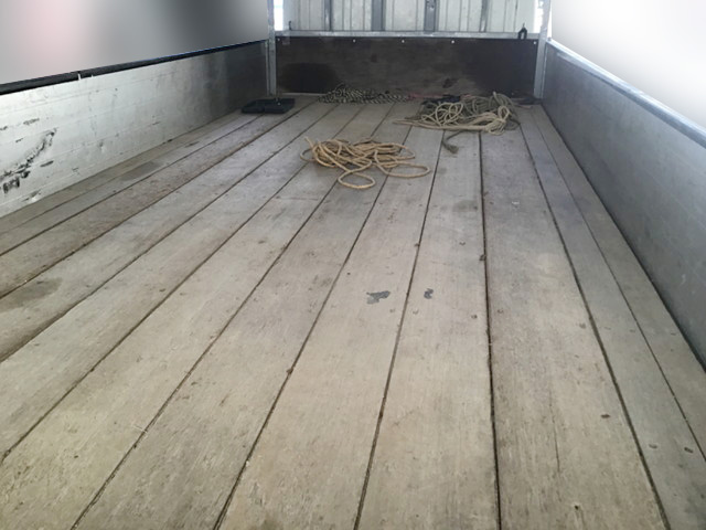 いすゞエルフアルミブロック小型（2t・3t）[写真05]