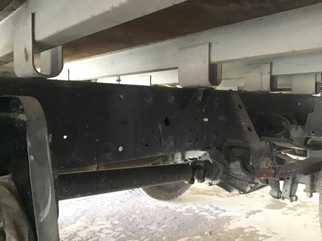 いすゞエルフアルミブロック小型（2t・3t）[写真08]