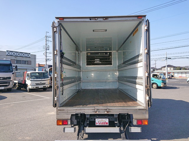 三菱ふそうキャンター冷凍車（冷蔵車）小型（2t・3t）[写真10]