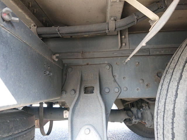 三菱ふそうキャンター冷凍車（冷蔵車）小型（2t・3t）[写真22]