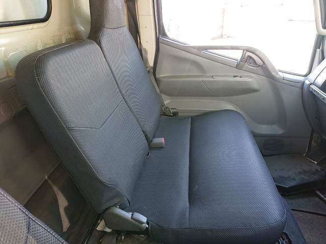 三菱ふそうキャンター冷凍車（冷蔵車）小型（2t・3t）[写真32]