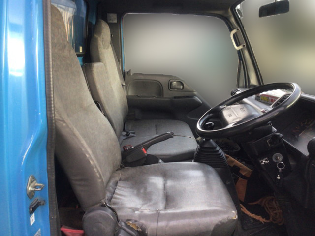 いすゞエルフダンプ小型（2t・3t）[写真18]