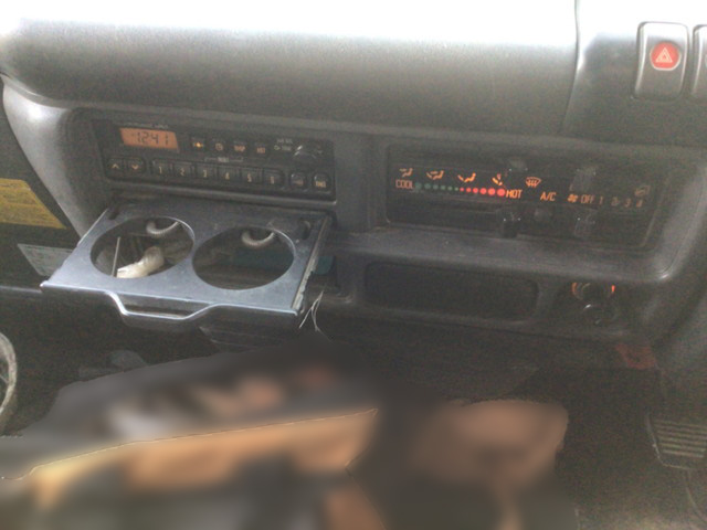 いすゞエルフダンプ小型（2t・3t）[写真22]