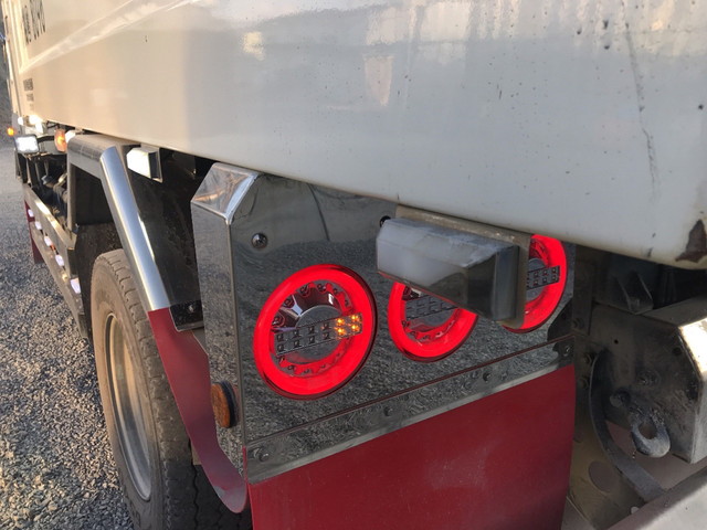 三菱ふそうファイターダンプ増トン（6t・8t）[写真07]