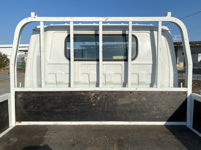 日産アトラス平ボディ小型（2t・3t）[写真13]