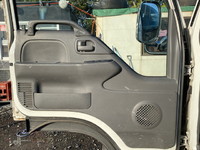 日産アトラス平ボディ小型（2t・3t）[写真25]