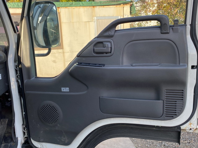 日産アトラス平ボディ小型（2t・3t）[写真26]