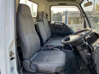 日産アトラス平ボディ小型（2t・3t）[写真27]