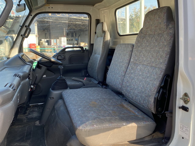 日産アトラス平ボディ小型（2t・3t）[写真29]