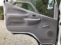 日野デュトロ冷凍車（冷蔵車）小型（2t・3t）[写真28]