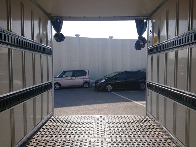 日野デュトロ冷凍車（冷蔵車）小型（2t・3t）[写真11]