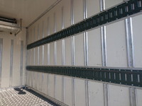 日野デュトロ冷凍車（冷蔵車）小型（2t・3t）[写真13]