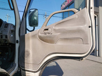 日野デュトロ冷凍車（冷蔵車）小型（2t・3t）[写真27]